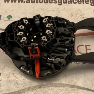 MANDO MULTIFUNCION INFINITI Q30