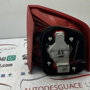 PILOTO TRASERO IZQUIERDO SKODA OCTAVIA BERLINA