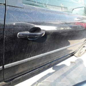PUERTA DELANTERA DERECHA FORD FOCUS BERLINA