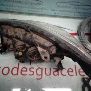 FARO DERECHO DACIA DOKKER