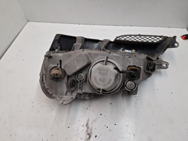 FARO DERECHO CHEVROLET TACUMA
