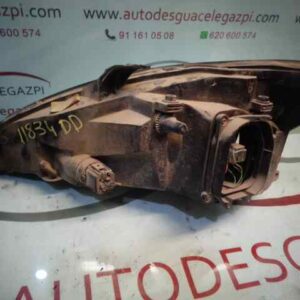 FARO DERECHO FORD FOCUS BERLINA