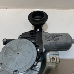 ELEVALUNAS DELANTERO DERECHO TOYOTA AURIS