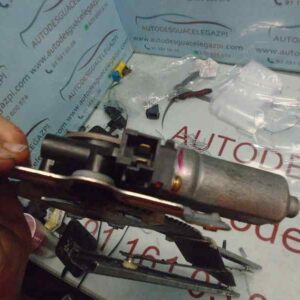 ELEVALUNAS DELANTERO IZQUIERDO CHRYSLER 300 C