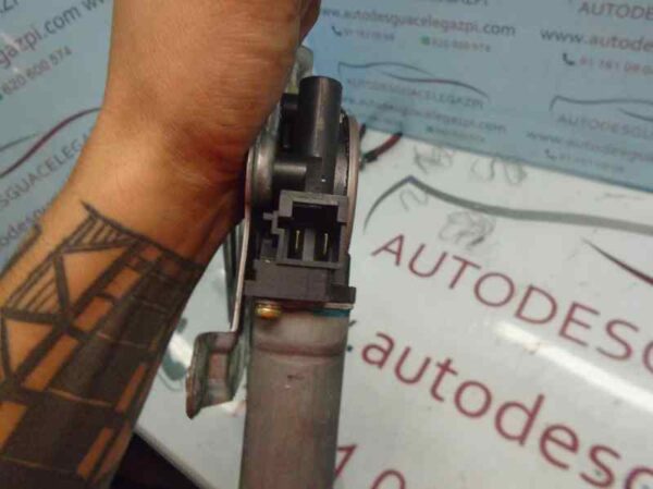 ELEVALUNAS DELANTERO DERECHO CHRYSLER 300 C