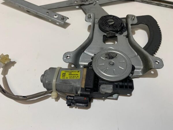 ELEVALUNAS DELANTERO DERECHO CHEVROLET AVEO