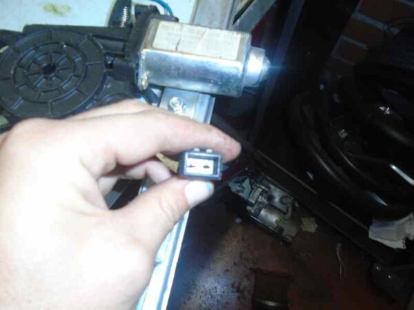 ELEVALUNAS DELANTERO DERECHO SEAT IBIZA
