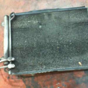 CONDENSADOR / RADIADOR  AIRE ACONDICIONADO VOLKSWAGEN PASSAT BERLINA