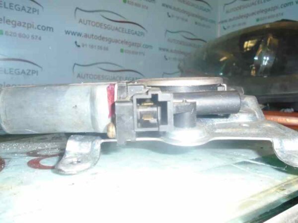 ELEVALUNAS TRASERO IZQUIERDO CHRYSLER 300 C