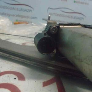 ELEVALUNAS DELANTERO DERECHO DACIA SANDERO