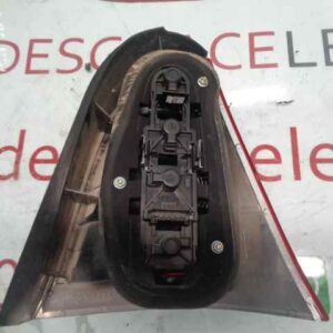 PILOTO TRASERO IZQUIERDO MERCEDES CLASE A