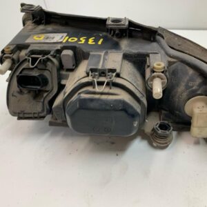 FARO DERECHO AUDI A4 BERLINA