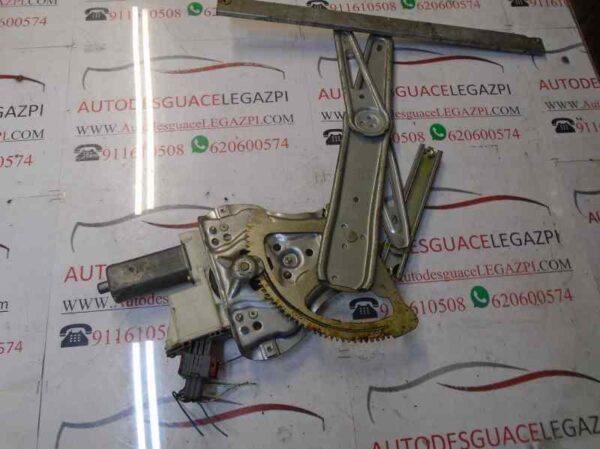 ELEVALUNAS DELANTERO DERECHO TOYOTA AVENSIS BERLINA