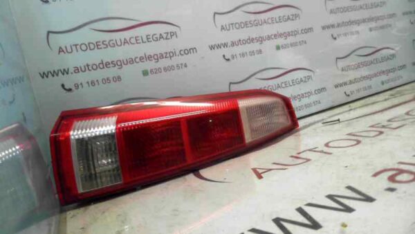 PILOTO TRASERO IZQUIERDO OPEL MERIVA