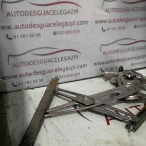ELEVALUNAS DELANTERO DERECHO TOYOTA YARIS