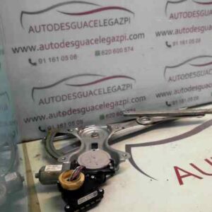 ELEVALUNAS DELANTERO DERECHO TOYOTA COROLLA VERSO