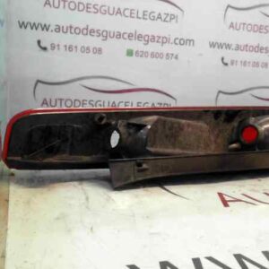 PILOTO TRASERO IZQUIERDO FORD FOCUS BERLINA
