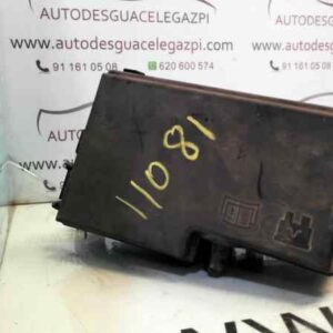 CAJA RELES / FUSIBLES FORD FOCUS BERLINA