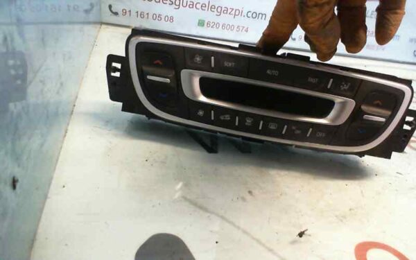 MANDO CALEFACCION /  AIRE ACONDICIONADO RENAULT MEGANE III SPORT TOURER