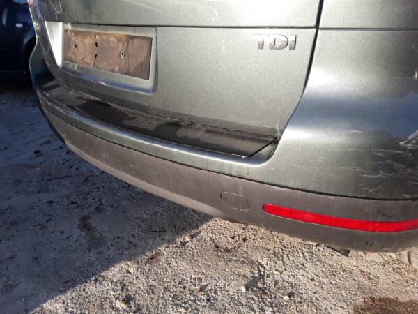 PARAGOLPES TRASERO VOLKSWAGEN TOUAREG