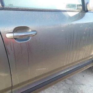 PUERTA DELANTERA DERECHA VOLKSWAGEN TOUAREG