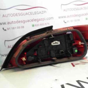 PILOTO TRASERO IZQUIERDO PEUGEOT 406 BERLINA