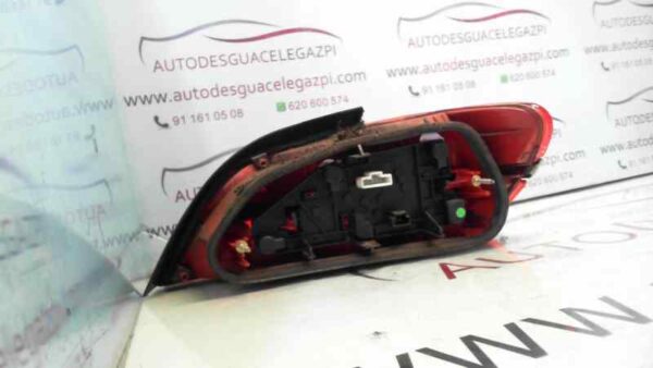 PILOTO TRASERO IZQUIERDO PEUGEOT 406 BERLINA