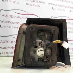 PILOTO TRASERO DERECHO KIA CARENS