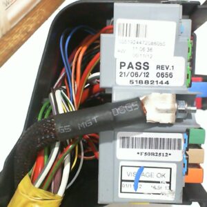 CAJA RELES / FUSIBLES FIAT PANDA