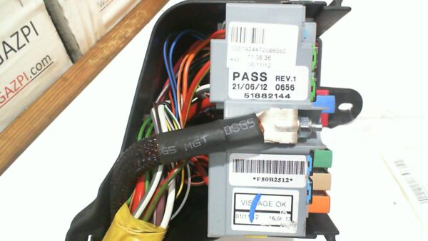 CAJA RELES / FUSIBLES FIAT PANDA