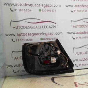 PILOTO TRASERO IZQUIERDO NISSAN PRIMERA BERLINA