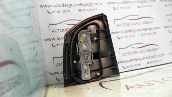 PILOTO TRASERO DERECHO OPEL VECTRA C BERLINA