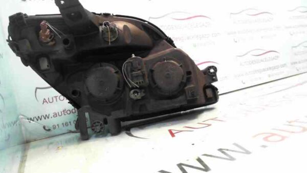 FARO IZQUIERDO RENAULT SCENIC