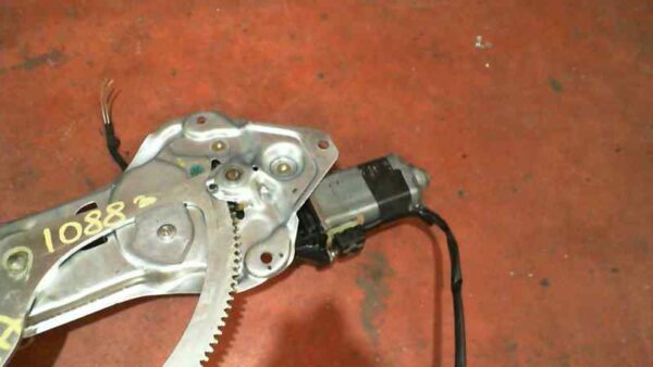ELEVALUNAS DELANTERO DERECHO BMW SERIE 5 BERLINA