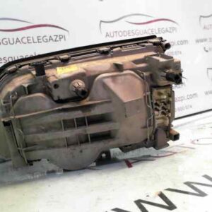 FARO DERECHO MERCEDES CLASE C BERLINA