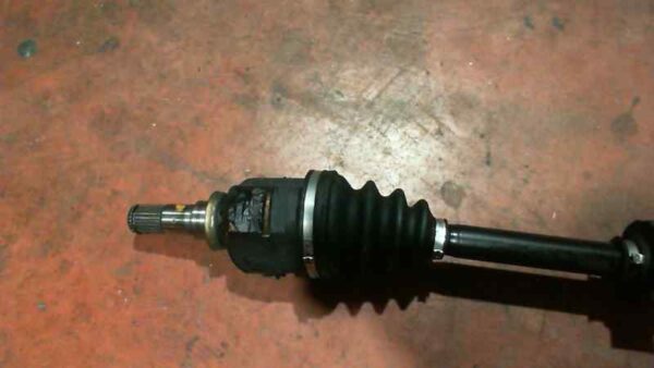 TRANSMISION DELANTERA DERECHA TOYOTA COROLLA