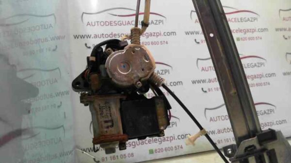 ELEVALUNAS TRASERO DERECHO MITSUBISHI GALANT BERLINA