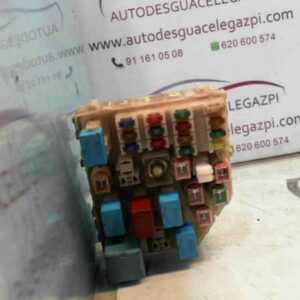 CAJA RELES / FUSIBLES TOYOTA RAV 4