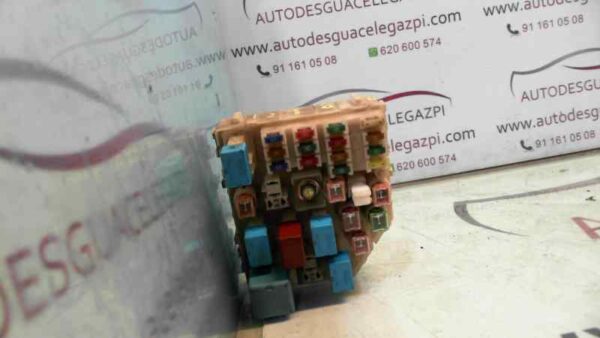 CAJA RELES / FUSIBLES TOYOTA RAV 4
