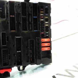 CAJA RELES / FUSIBLES OPEL VECTRA C BERLINA