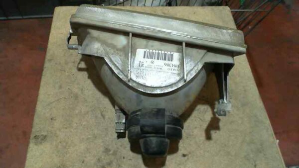 FARO DERECHO PEUGEOT 205 BERLINA