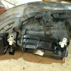 FARO IZQUIERDO SEAT CORDOBA BERLINA