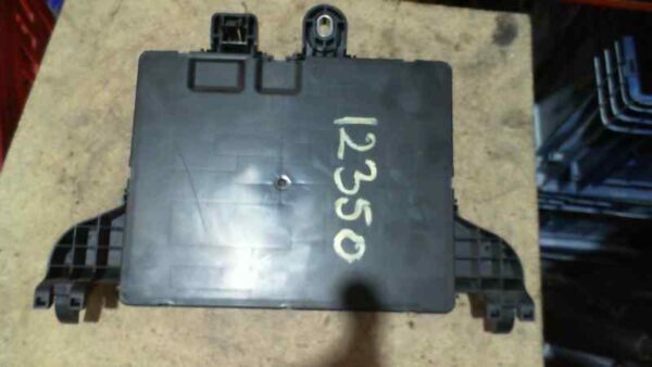CAJA RELES / FUSIBLES OPEL INSIGNIA BERLINA