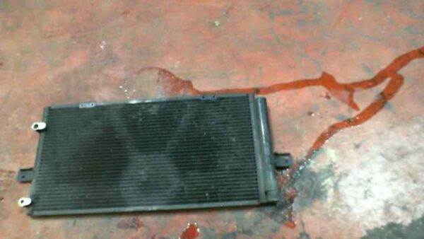 CONDENSADOR / RADIADOR  AIRE ACONDICIONADO MG ROVER SERIE 75