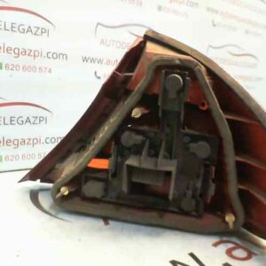 PILOTO TRASERO IZQUIERDO FORD MONDEO BERLINA