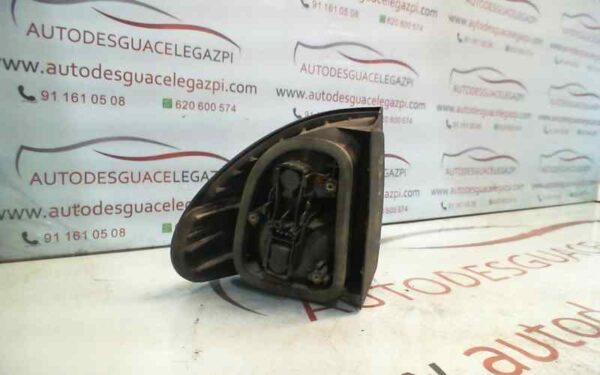 PILOTO TRASERO DERECHO RENAULT LAGUNA