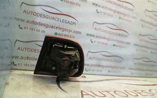 PILOTO TRASERO IZQUIERDO INTERIOR SEAT LEON