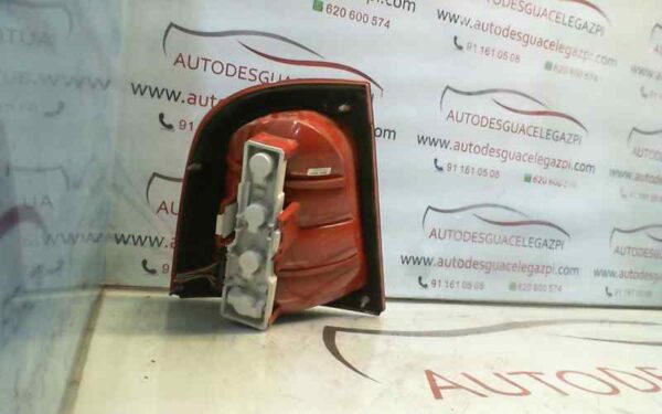 PILOTO TRASERO DERECHO SKODA OCTAVIA BERLINA