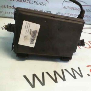 CAJA RELES / FUSIBLES OPEL CORSA D