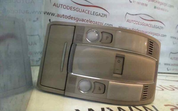 LUZ INTERIOR AUDI A6 BERLINA